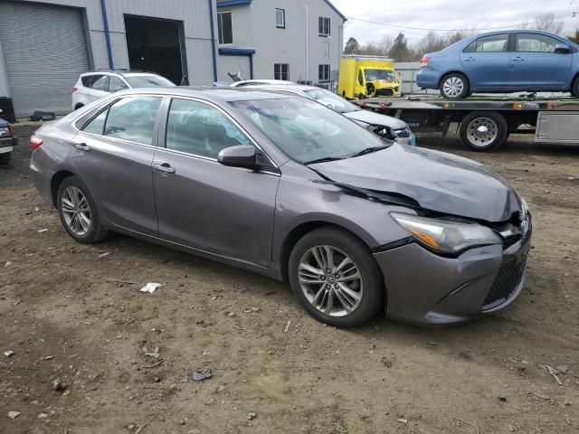 4T1BF1FK9FU075573 - 2015 TOYOTA CAMRY LE GRAY photo 4