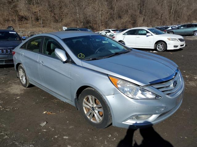 5NPEB4AC0DH599068 - 2013 HYUNDAI SONATA GLS SILVER photo 4