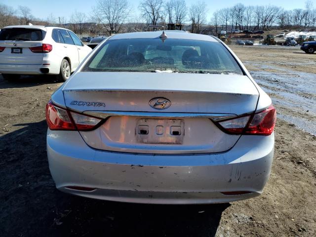 5NPEB4AC0DH599068 - 2013 HYUNDAI SONATA GLS SILVER photo 6