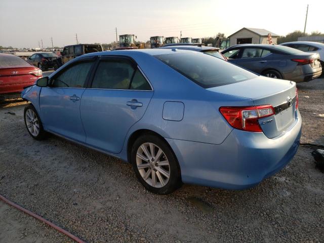 4T1BD1FK9DU073700 - 2013 TOYOTA CAMRY HYBRID BLUE photo 2