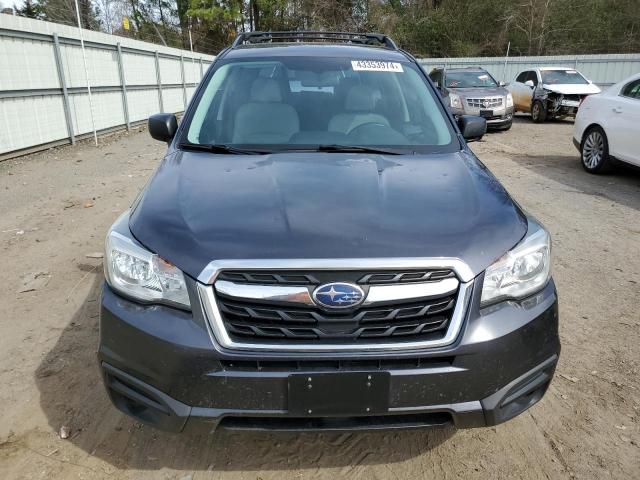 JF2SJABC4JH522556 - 2018 SUBARU FORESTER 2.5I GRAY photo 5