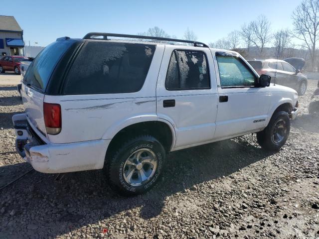 1GNCS13W61K203663 - 2001 CHEVROLET BLAZER WHITE photo 3