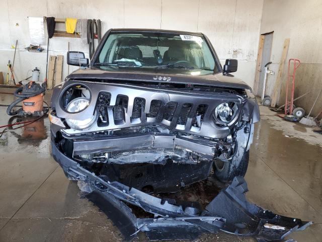 1C4NJRFB5FD347177 - 2015 JEEP PATRIOT LATITUDE CHARCOAL photo 5