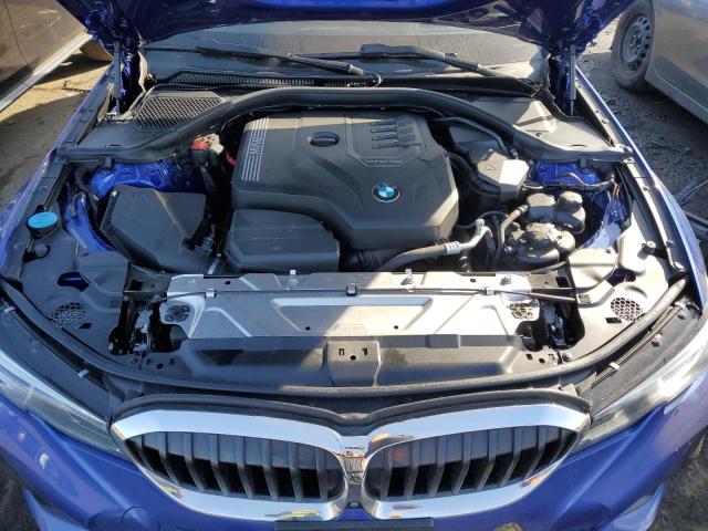 WBA5R7C55KAJ82509 - 2019 BMW 330XI BLUE photo 11