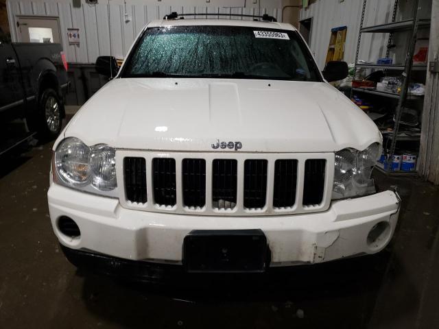 1J8GR48K87C637561 - 2007 JEEP G.CHEROKEE LAREDO WHITE photo 5