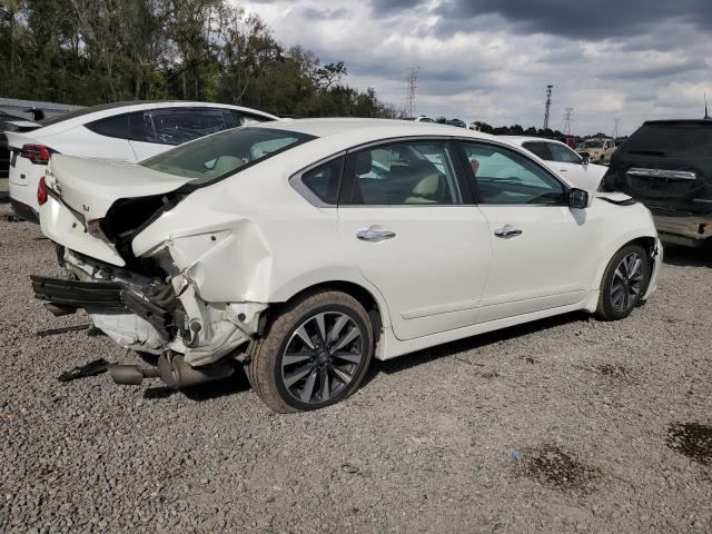 1N4AL3AP5HC147195 - 2017 NISSAN ALTIMA 2.5 WHITE photo 3