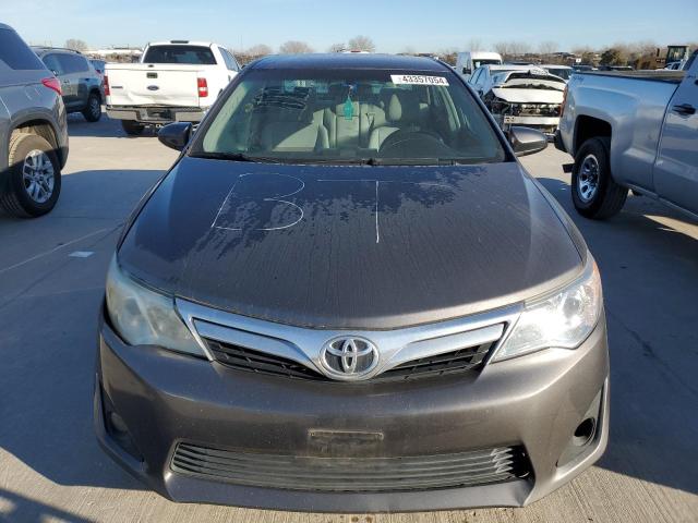 4T4BF1FK1DR304346 - 2013 TOYOTA CAMRY L GRAY photo 5