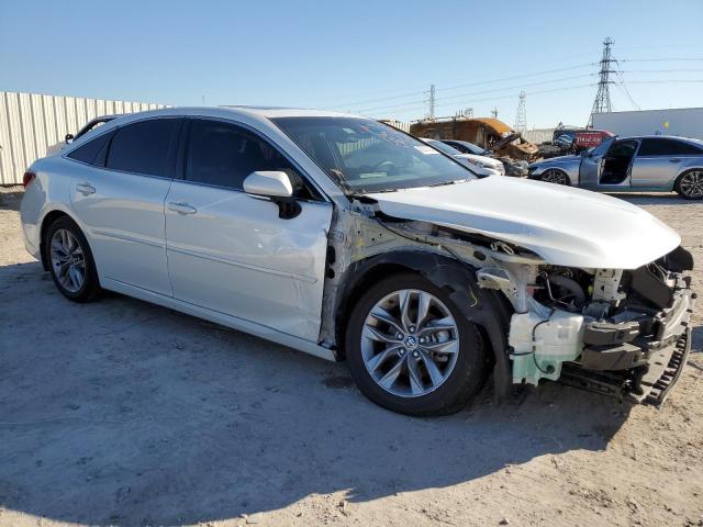 4T1AZ1FB7NU081292 - 2022 TOYOTA AVALON XLE WHITE photo 4