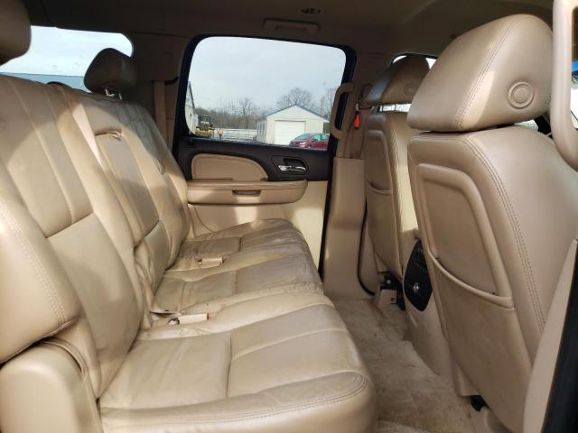 1GKFK66807J208117 - 2007 GMC YUKON XL DENALI RED photo 11