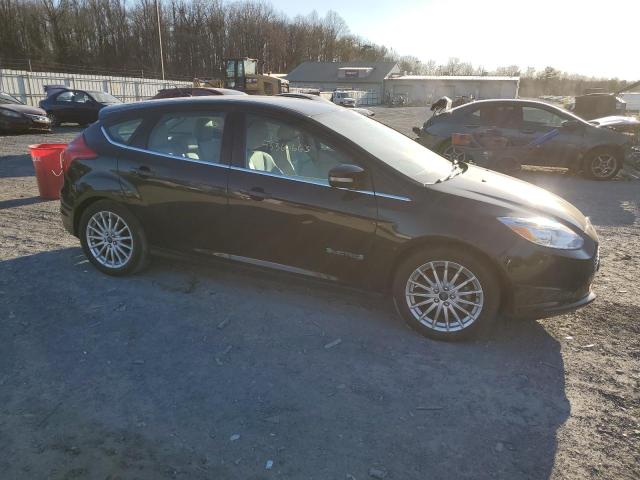 1FADP3R42DL178779 - 2013 FORD FOCUS BEV BLACK photo 4