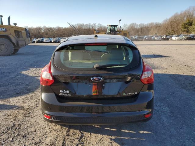 1FADP3R42DL178779 - 2013 FORD FOCUS BEV BLACK photo 6