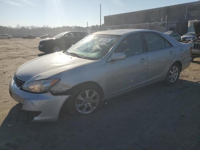4T1BE30K05U068632 - 2005 TOYOTA CAMRY LE SILVER photo 1