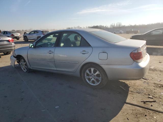 4T1BE30K05U068632 - 2005 TOYOTA CAMRY LE SILVER photo 2