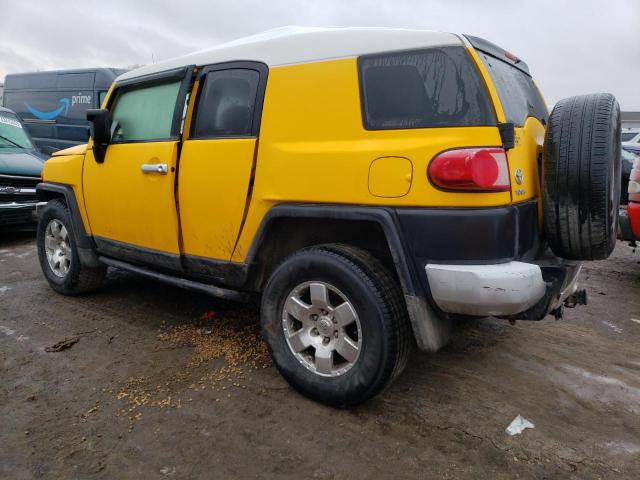 JTEBU11F970058801 - 2007 TOYOTA FJ CRUISER YELLOW photo 2