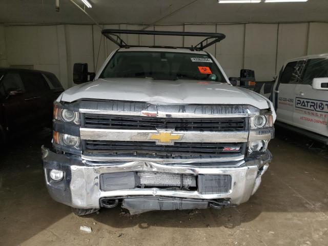 1GC2KVE80FZ532870 - 2015 CHEVROLET SILVERADO K2500 HEAVY DUTY LT WHITE photo 5