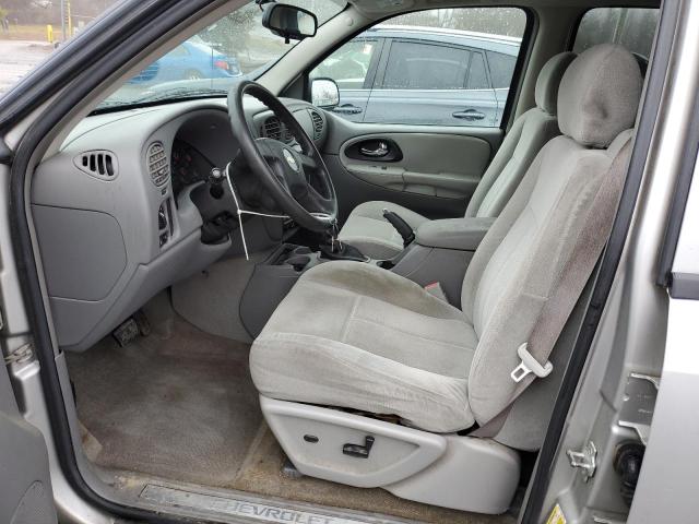 1GNDT13S262136422 - 2006 CHEVROLET TRAILBLAZE LS SILVER photo 7