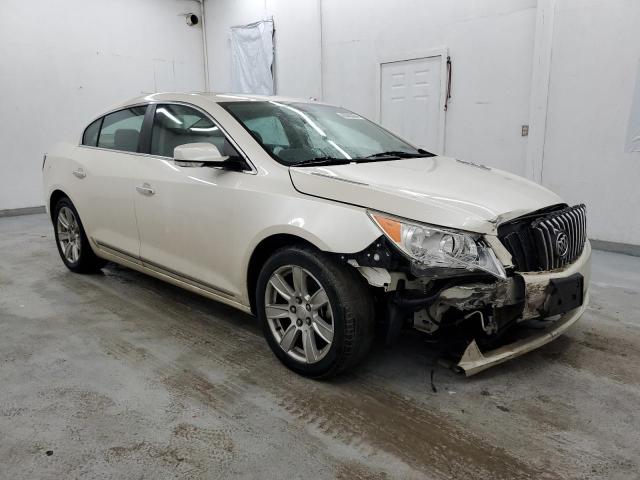 1G4GC5E32DF214380 - 2013 BUICK LACROSSE WHITE photo 4