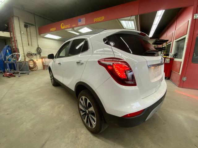 KL4CJESM0NB508112 - 2022 BUICK ENCORE PREFERRED WHITE photo 3