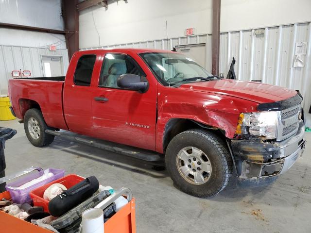 1GCRCSE07CZ139125 - 2012 CHEVROLET SILVERADO C1500 LT RED photo 4