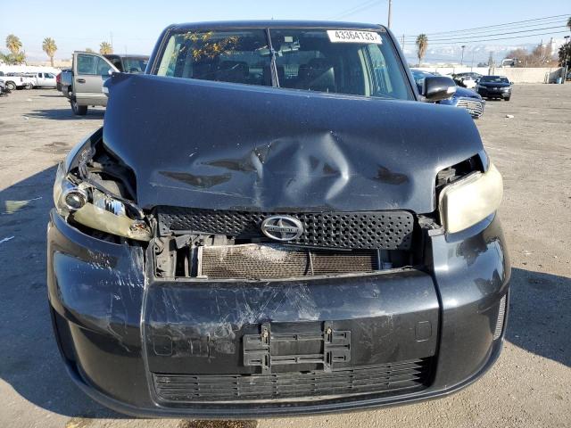 JTLKE50E181045087 - 2008 TOYOTA SCION XB Siyah fotoğraf 5