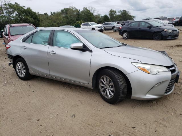 4T4BF1FK5GR556671 - 2016 TOYOTA CAMRY LE SILVER photo 4