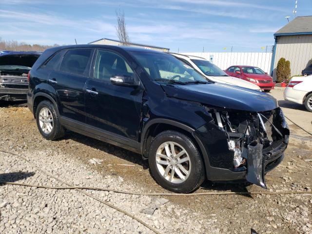 5XYKT3A6XEG461969 - 2014 KIA SORENTO LX BLACK photo 4