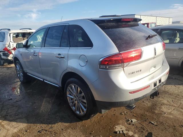 2LMDJ8JK9BBJ34228 - 2011 LINCOLN MKX SILVER photo 2