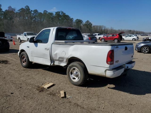 1FTRF17232NB21078 - 2002 FORD F150 WHITE photo 2