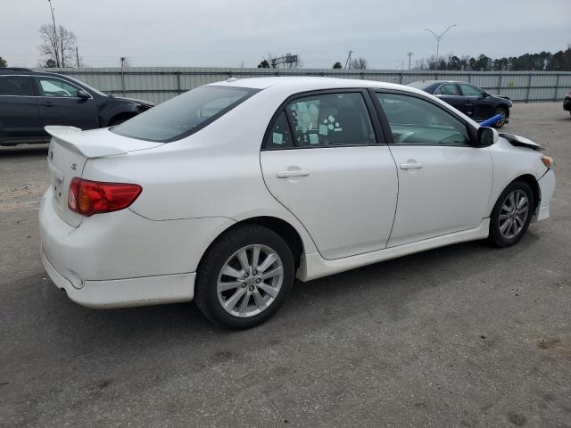 1NXBU4EE7AZ275167 - 2010 TOYOTA COROLLA BASE WHITE photo 3