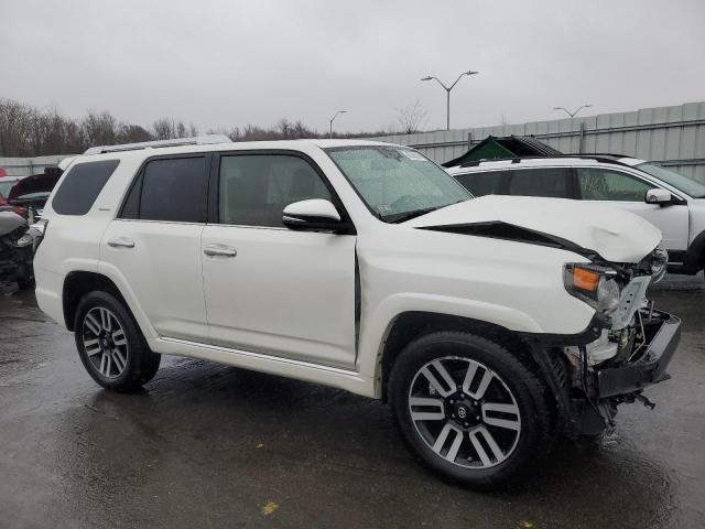 JTEBU5JR4G5319319 - 2016 TOYOTA 4RUNNER SR5/SR5 PREMIUM 白色 照片 4