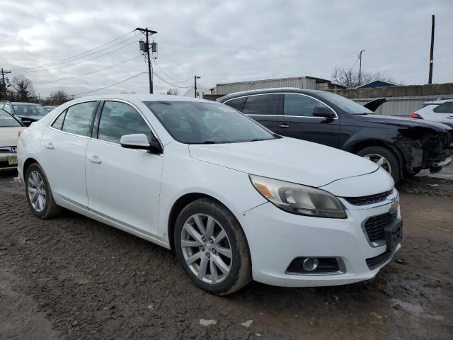 1G11D5SL1FF172968 - 2015 CHEVROLET MALIBU 2LT WHITE photo 4