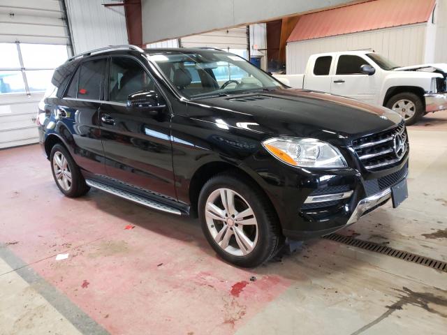 4JGDA5HB3FA608840 - 2015 MERCEDES-BENZ ML 350 4MATIC BLACK photo 4