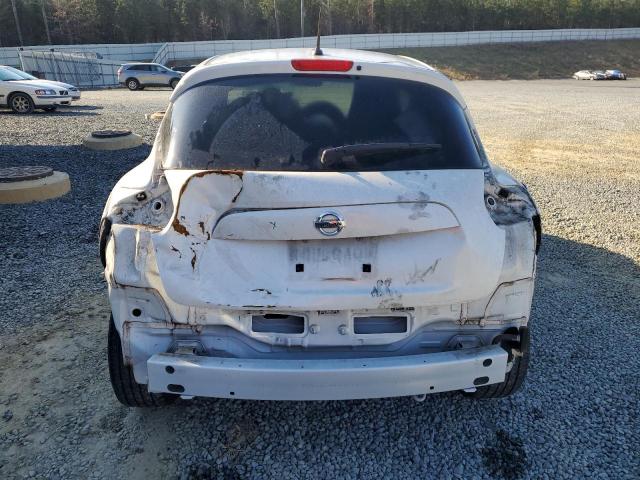 JN8AF5MR2FT505672 - 2015 NISSAN JUKE S WHITE photo 6