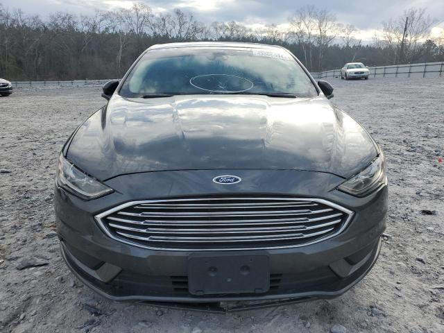 3FA6P0HD8JR208082 - 2018 FORD FUSION SE GRAY photo 5