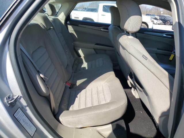 3FA6P0LU1KR226383 - 2019 FORD FUSION SE SILVER photo 10