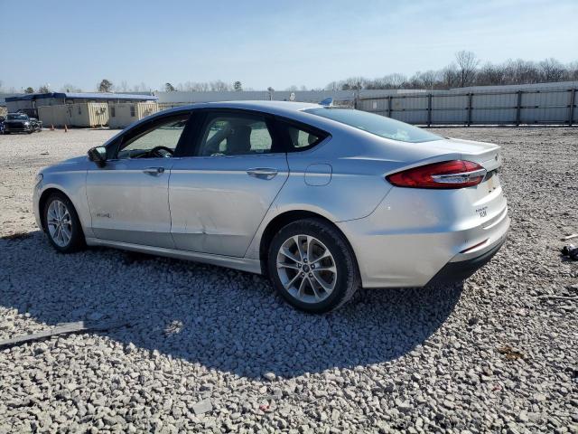 3FA6P0LU1KR226383 - 2019 FORD FUSION SE SILVER photo 2