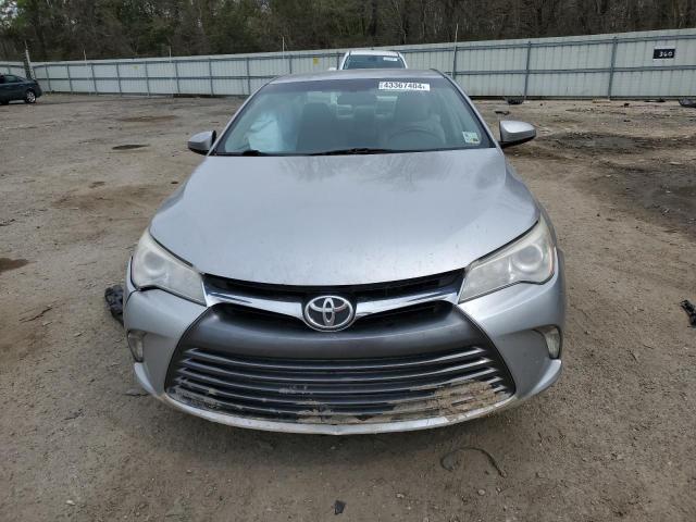 4T1BF1FK8HU745150 - 2017 TOYOTA CAMRY LE SILVER photo 5