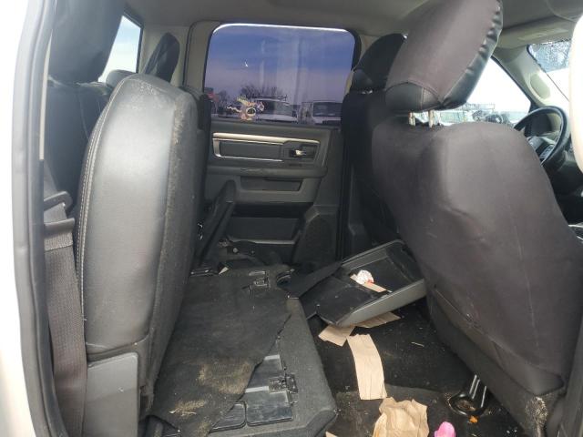 1C6RR6LTXJS255029 - 2018 RAM 1500 SLT SILVER photo 10