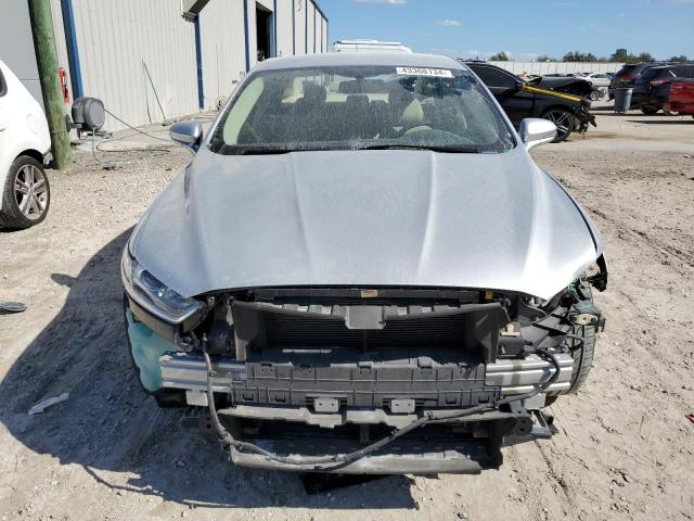 3FA6P0HR2DR230093 - 2013 FORD FUSION SE SILVER photo 5