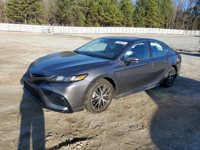 4T1G11AK7PU793880 - 2023 TOYOTA CAMRY SE NIGHT SHADE GRAY photo 1