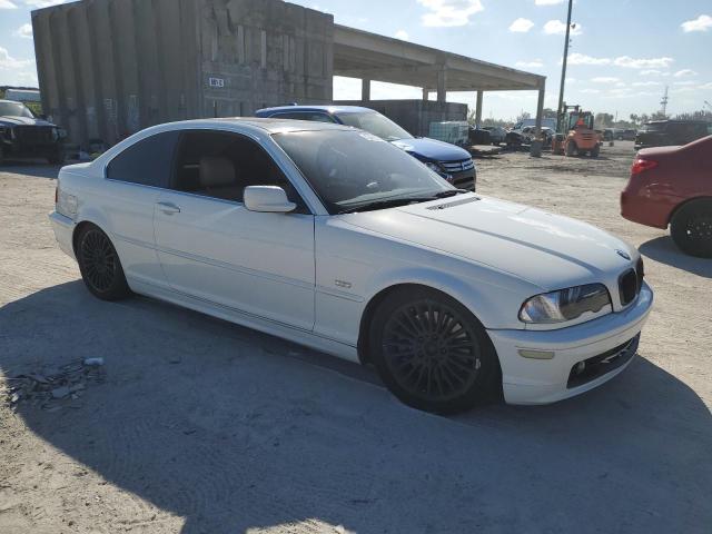 WBABN53461JU31974 - 2001 BMW 330 CI WHITE photo 4