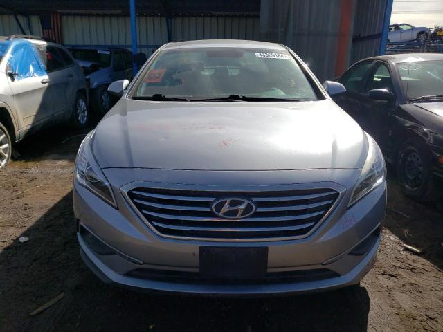 5NPE24AF3GH415076 - 2016 HYUNDAI SONATA SE SILVER photo 5