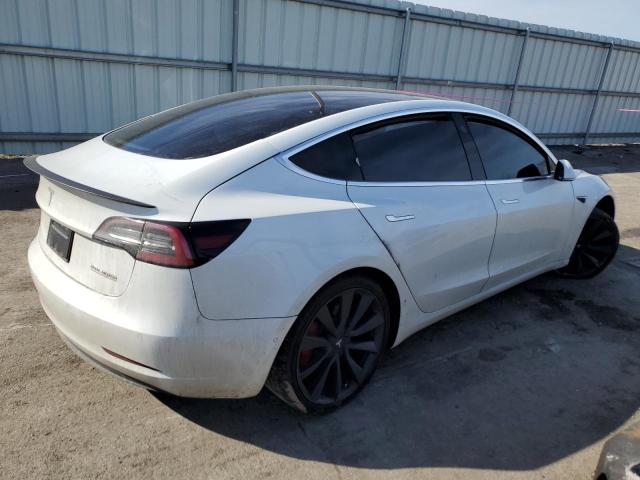 5YJ3E1EC0LF603575 - 2020 TESLA MODEL 3 WHITE photo 3