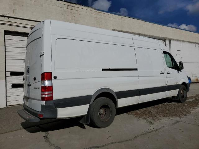 WD3PF1CC6E5875600 - 2014 MERCEDES-BENZ SPRINTER 3500 WHITE photo 3