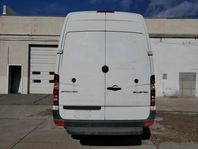 WD3PF1CC6E5875600 - 2014 MERCEDES-BENZ SPRINTER 3500 WHITE photo 6