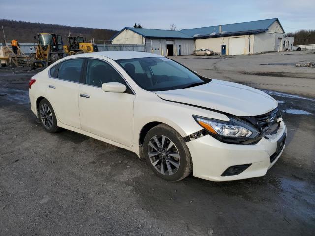 1N4AL3AP6GC137581 - 2016 NISSAN ALTIMA 2.5 WHITE photo 4