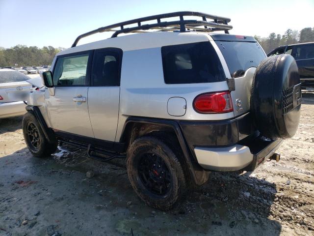 JTEBU11F370061807 - 2007 TOYOTA FJ CRUISER SILVER photo 2