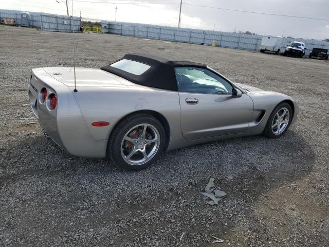 1G1YY32G725107083 - 2002 CHEVROLET CORVETTE GRAY photo 3