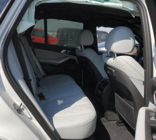 5UXTA6C06P9P61080 - 2023 BMW X5 XDRIVE45E Weiß Foto 11