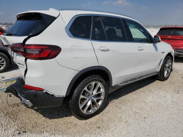 5UXTA6C06P9P61080 - 2023 BMW X5 XDRIVE45E Weiß Foto 3